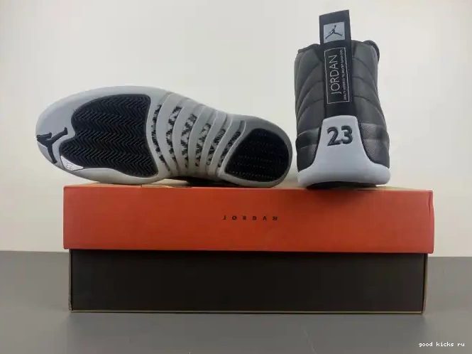 12 Jordan CT8013-010 Air Barons 0606